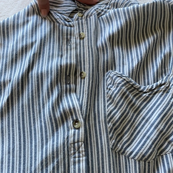 Blouse - Picture 3 of 3